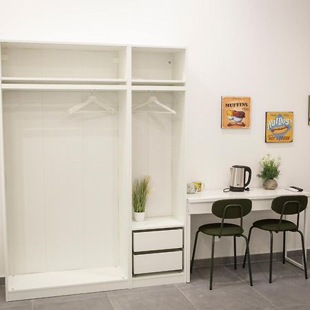 Bed and Breakfast Napoli Skyport Екстер'єр фото
