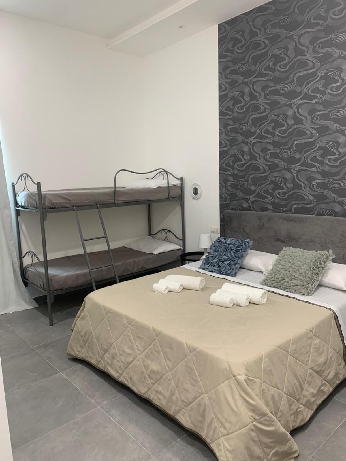 Bed and Breakfast Napoli Skyport Екстер'єр фото