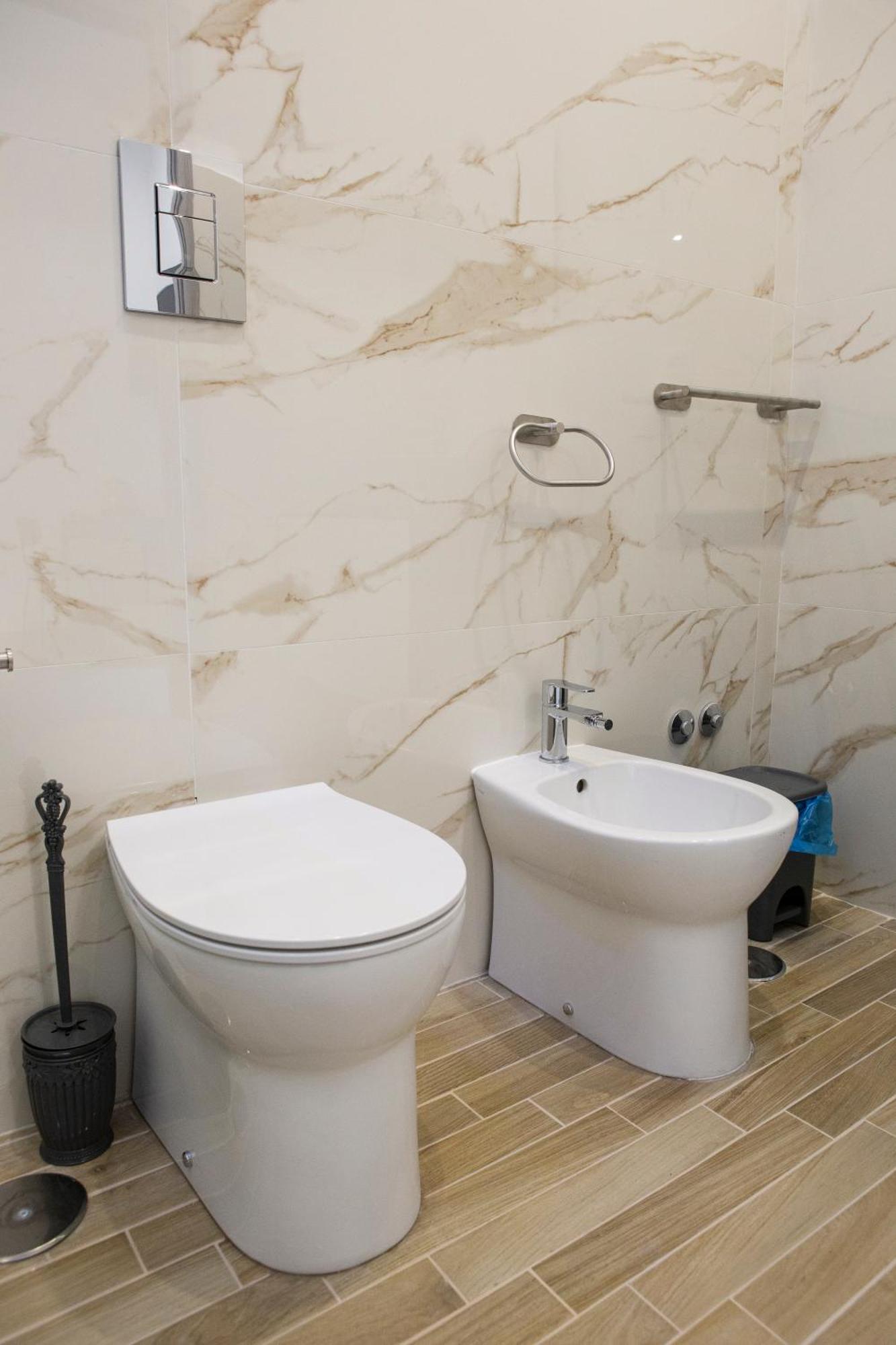 Bed and Breakfast Napoli Skyport Екстер'єр фото