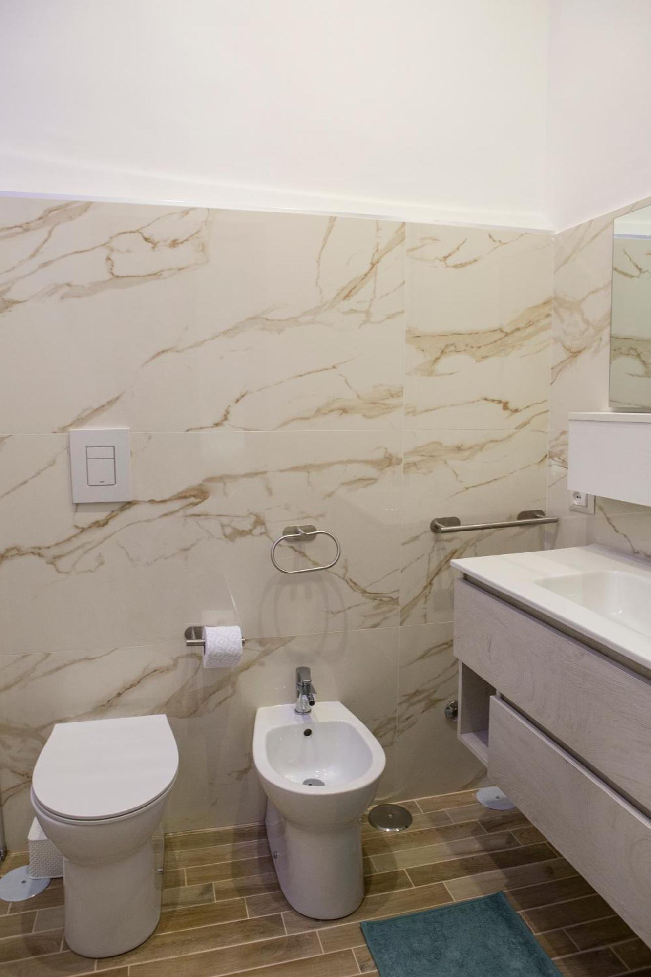 Bed and Breakfast Napoli Skyport Екстер'єр фото