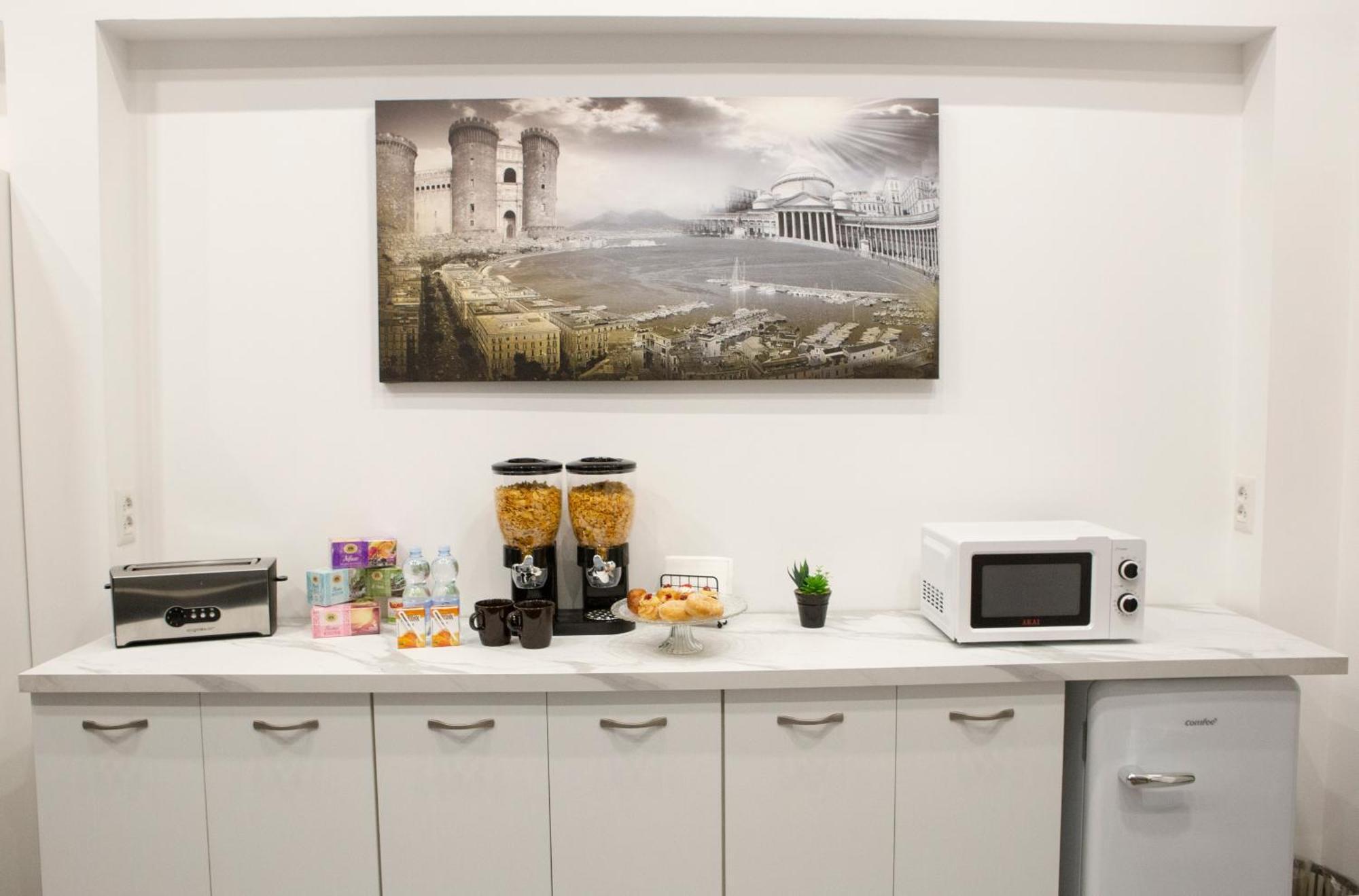 Bed and Breakfast Napoli Skyport Екстер'єр фото