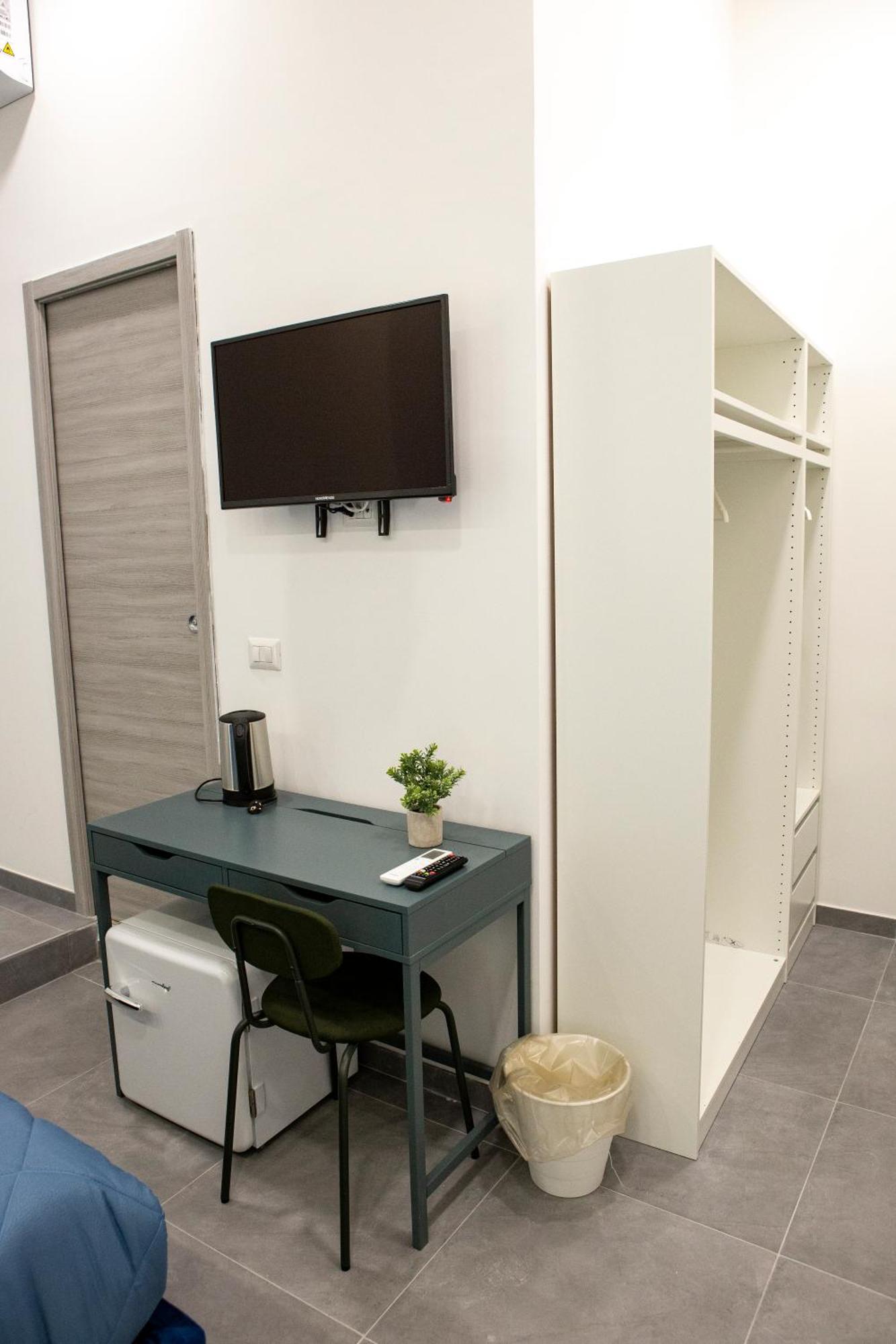 Bed and Breakfast Napoli Skyport Екстер'єр фото